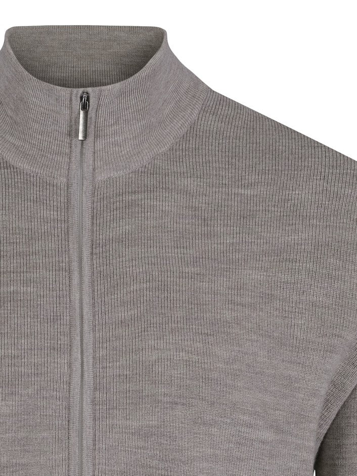 Henrik Beige