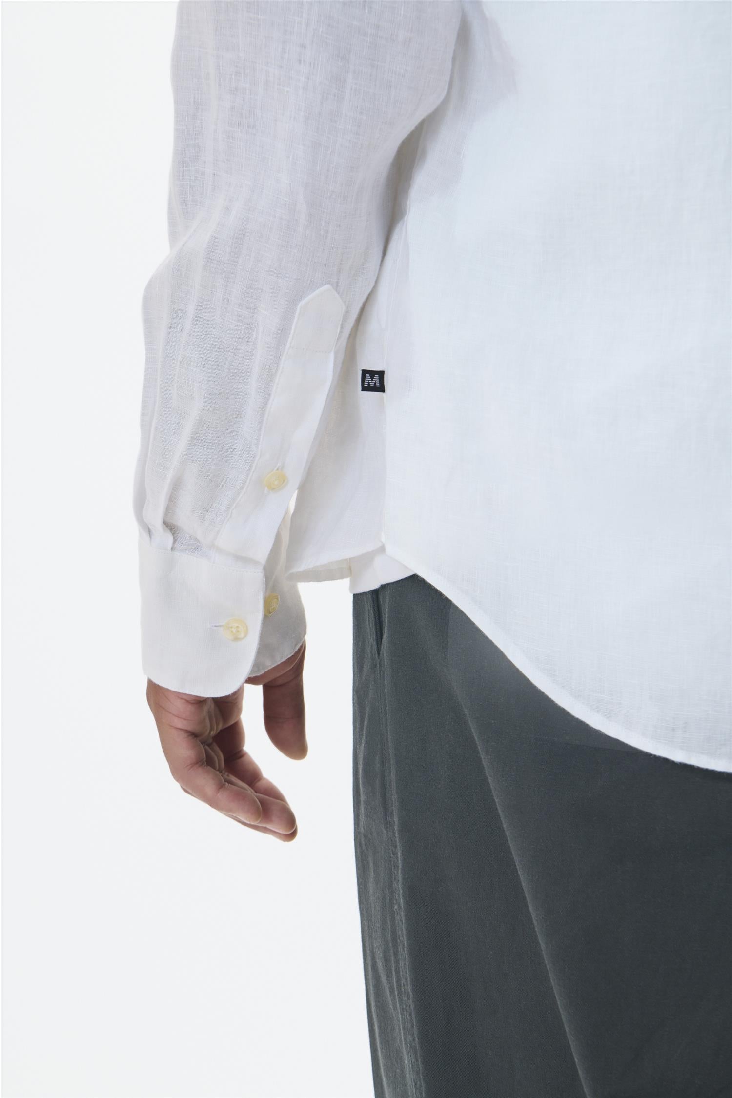 MAmarc short White