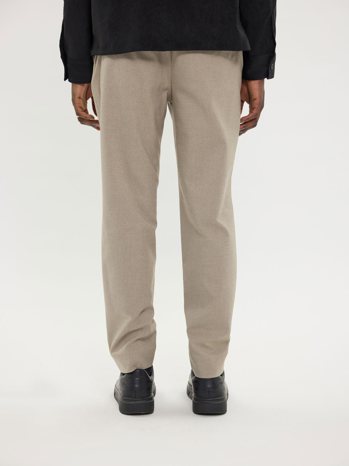 Theopl 438 Dark Sand Melange