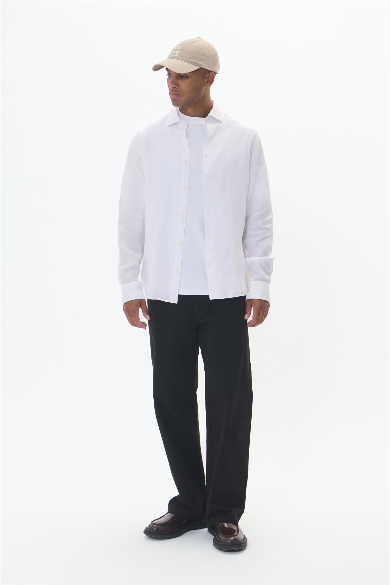 MAmarc short White