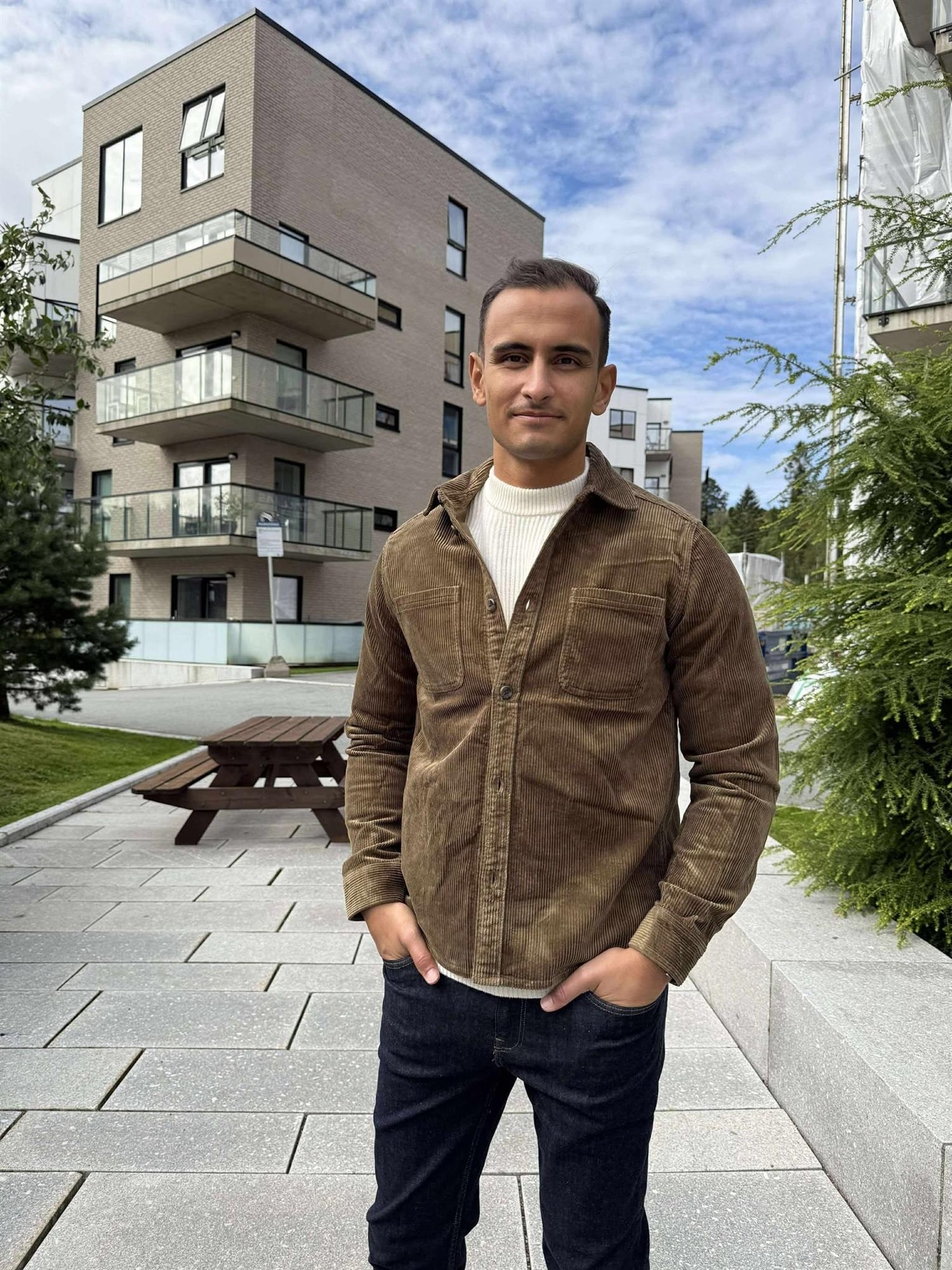 Kody Corduroy Overshirt Military Olive