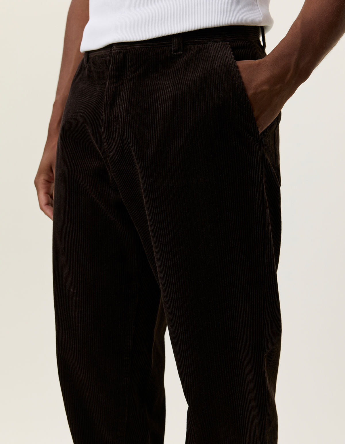 Corduroy Tapered Pants Delicioso Brown