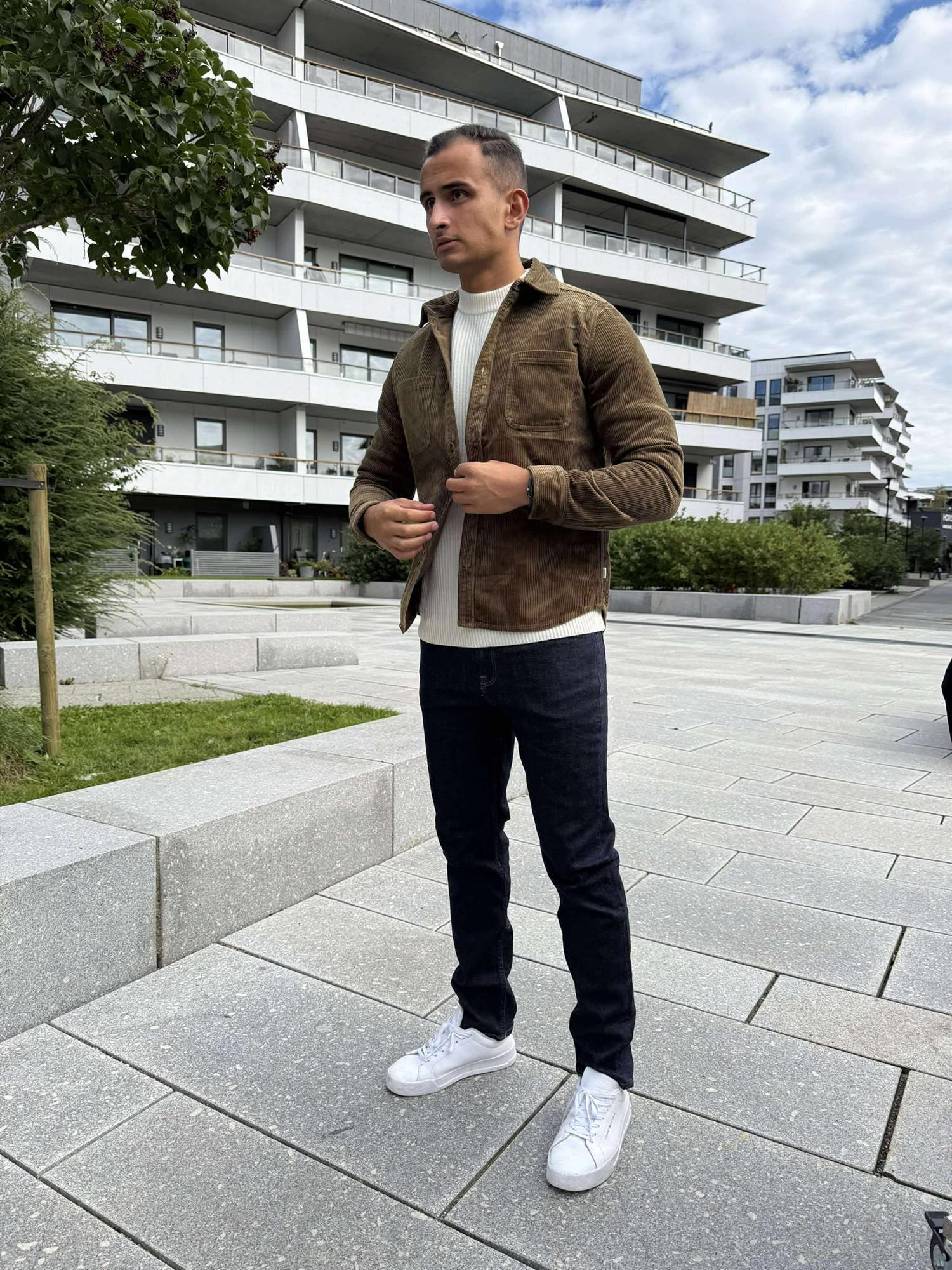 Kody Corduroy Overshirt Military Olive