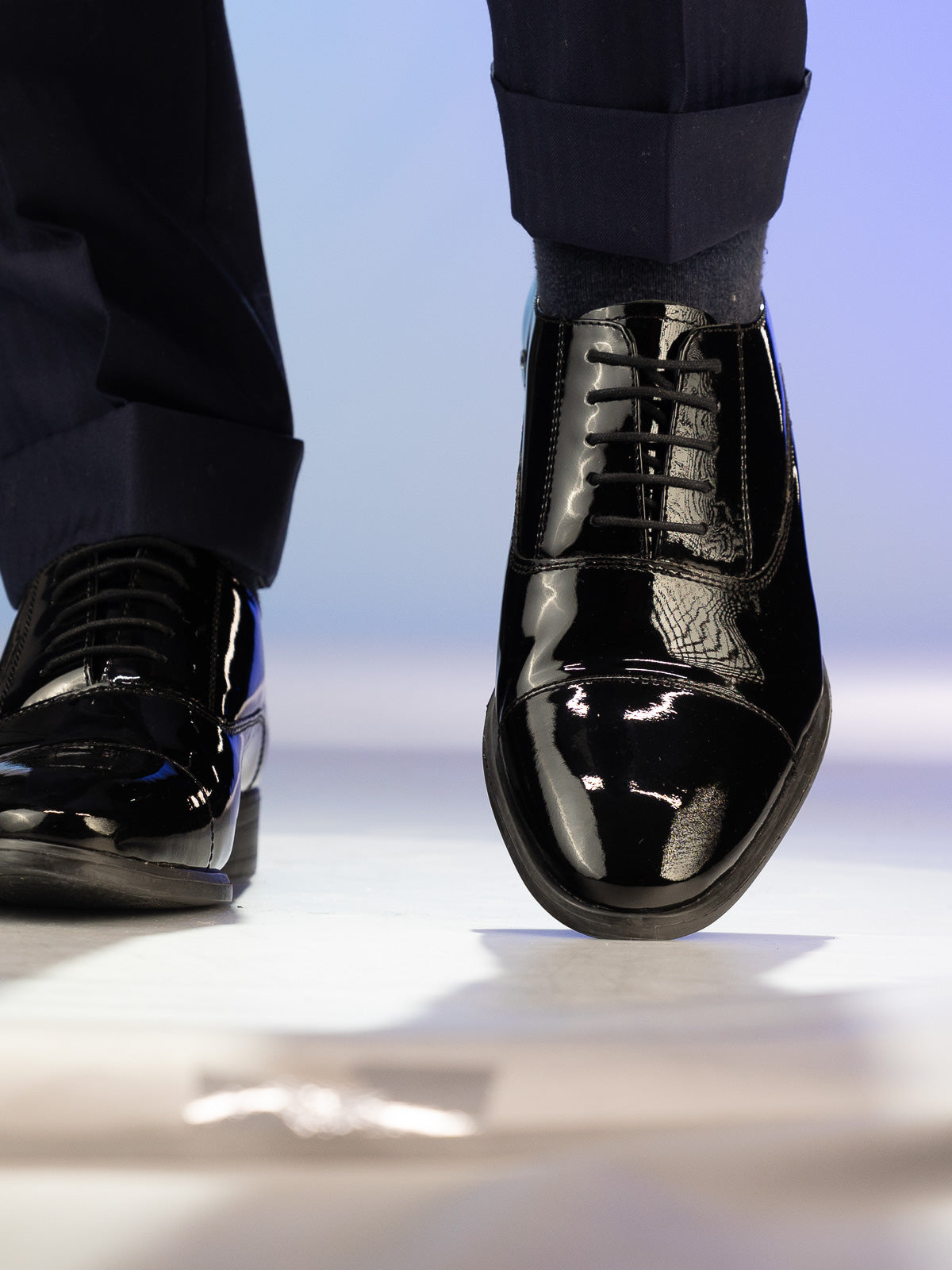 Bergamo Black Patent-Lakk
