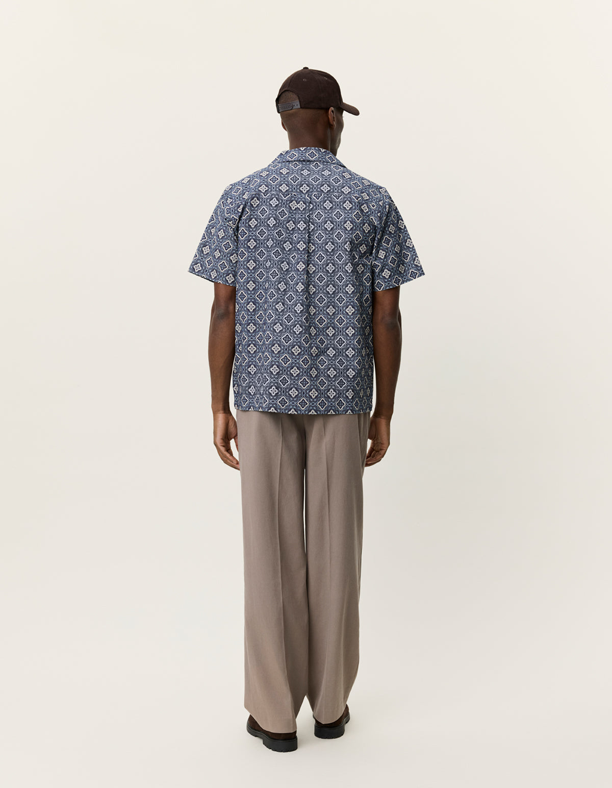 Lukas Arabesque AOP Blue Fog