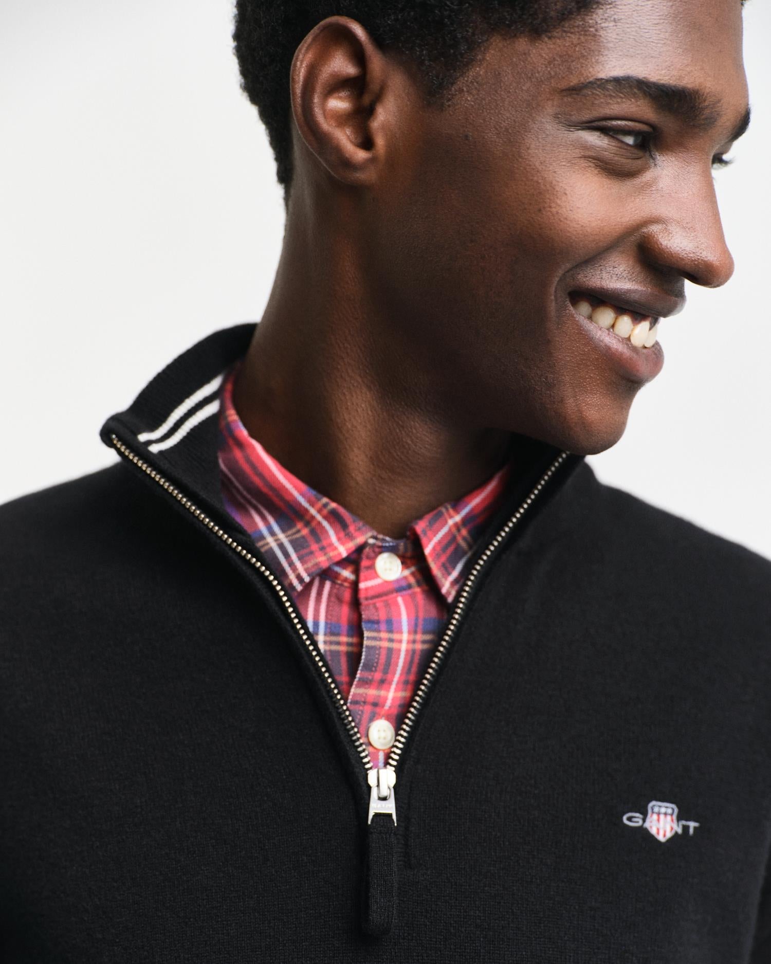 Superfine Lambswool Half Zip Black