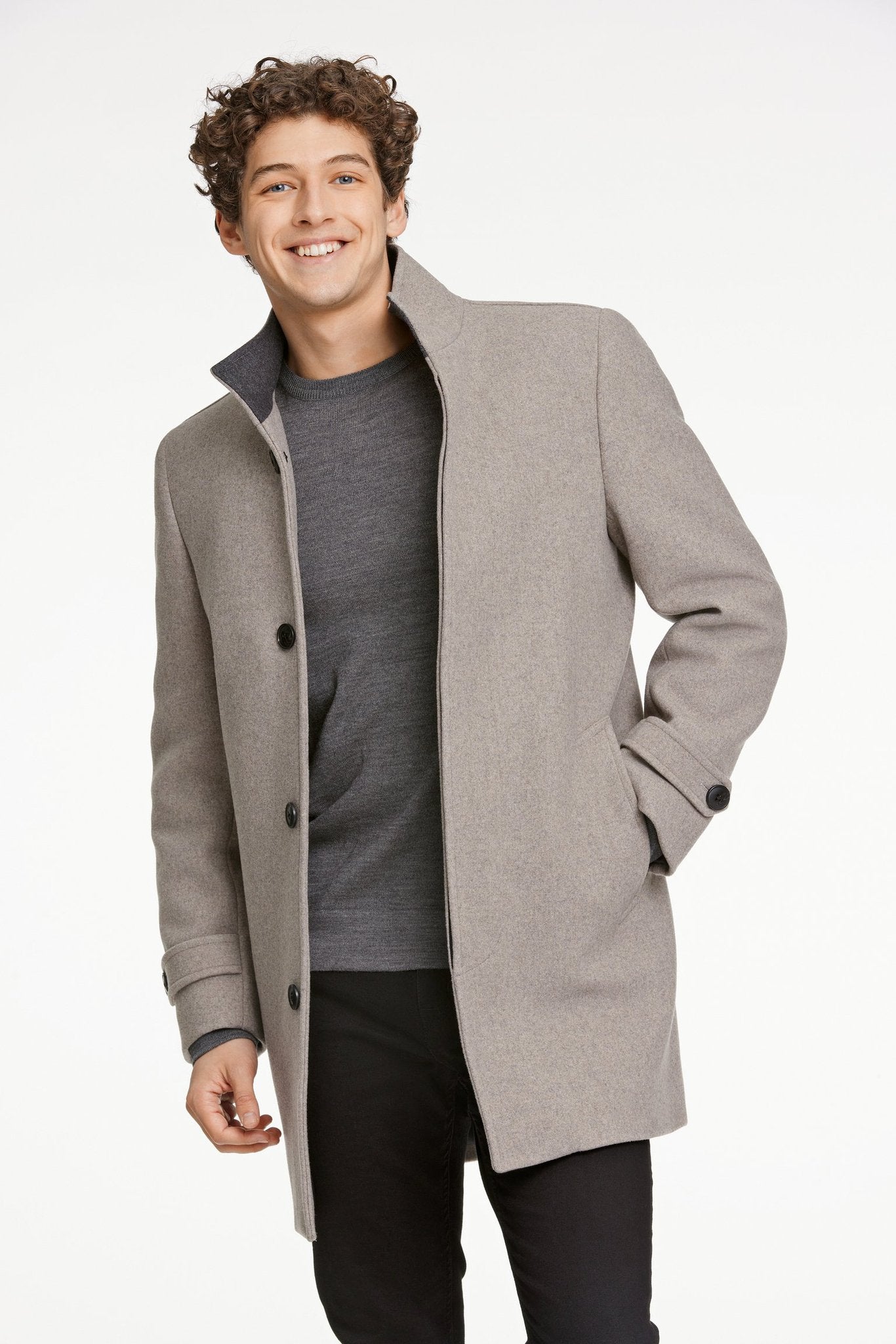 Recycled wool funnel neck Beige