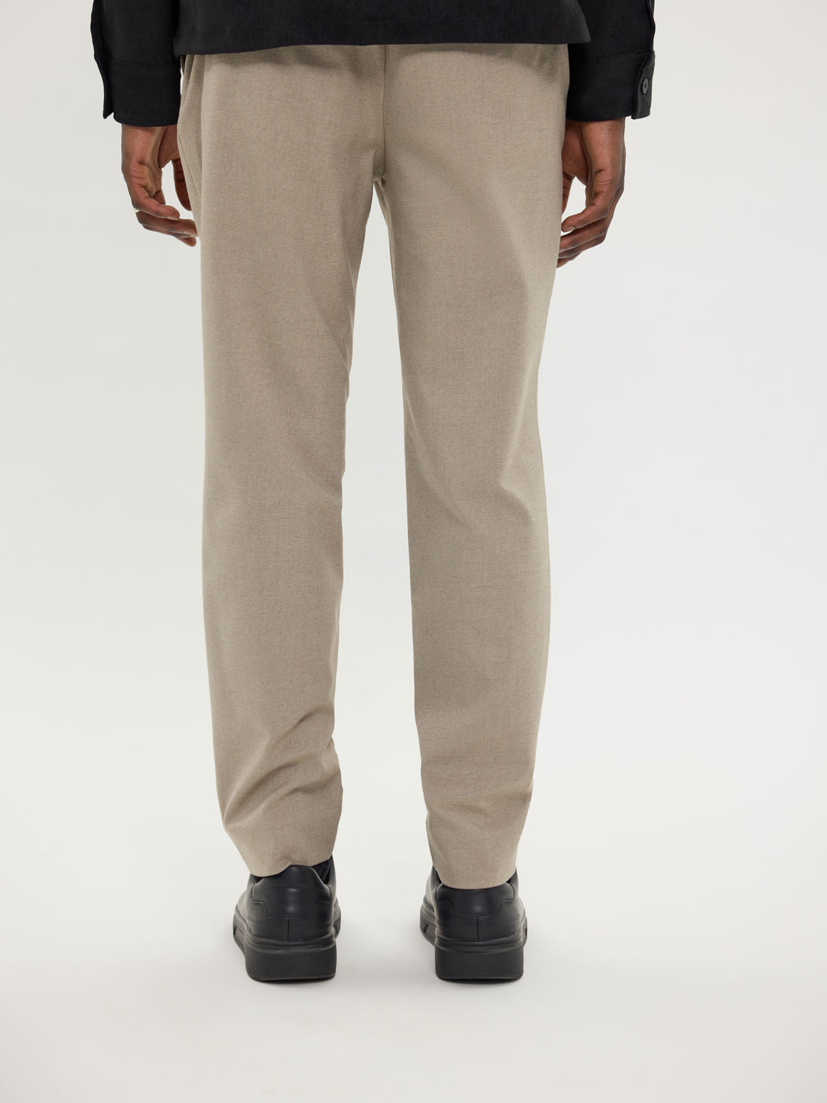 Theopl 438 Dark Sand Melange