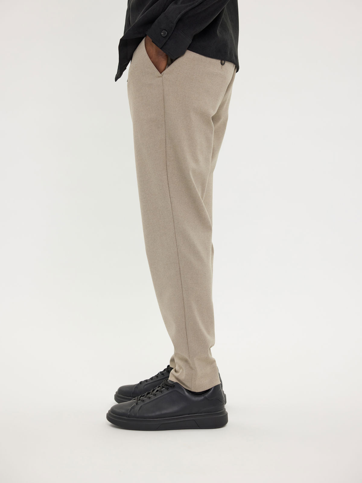 Theopl 438 Dark Sand Melange