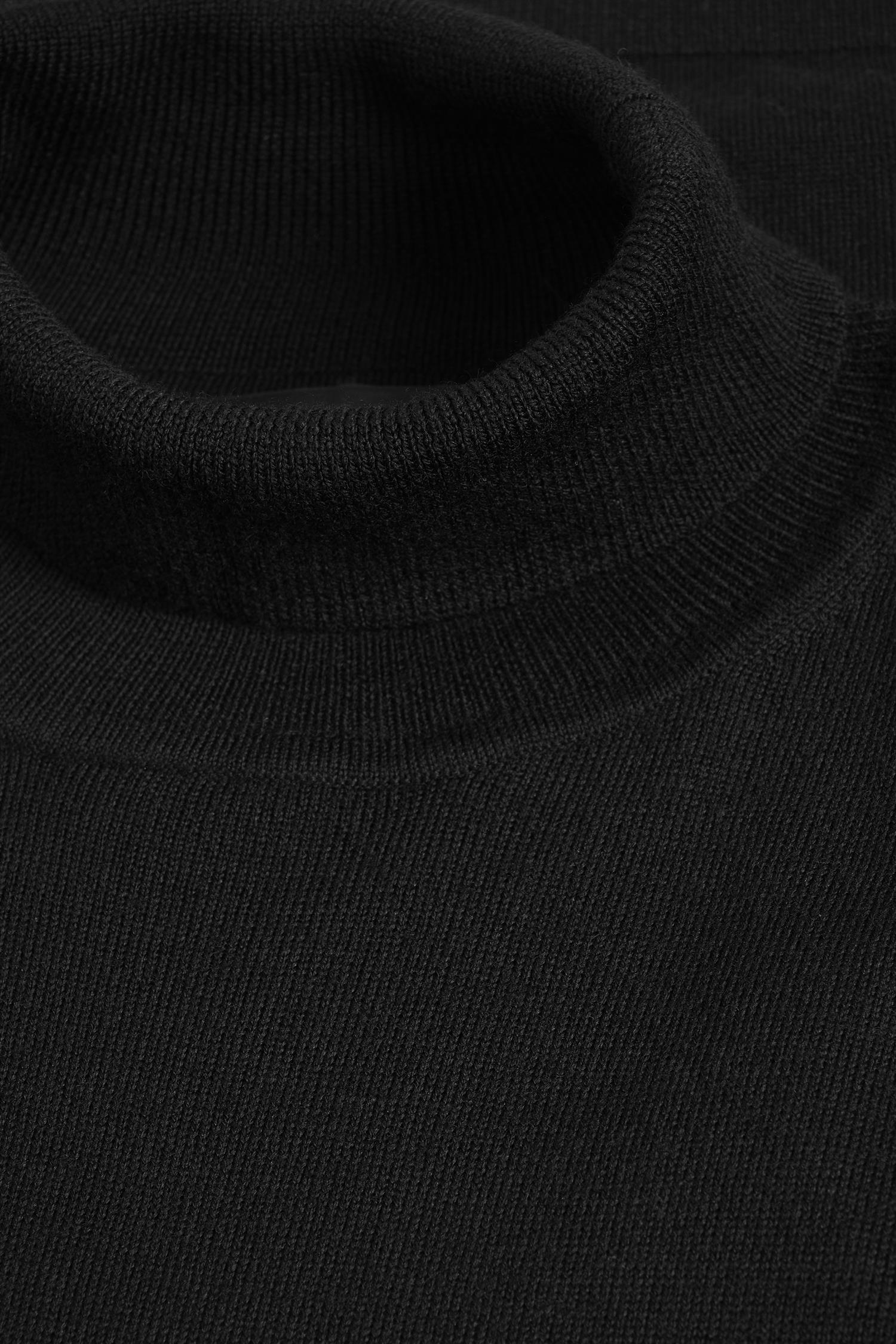MAparcusman Black