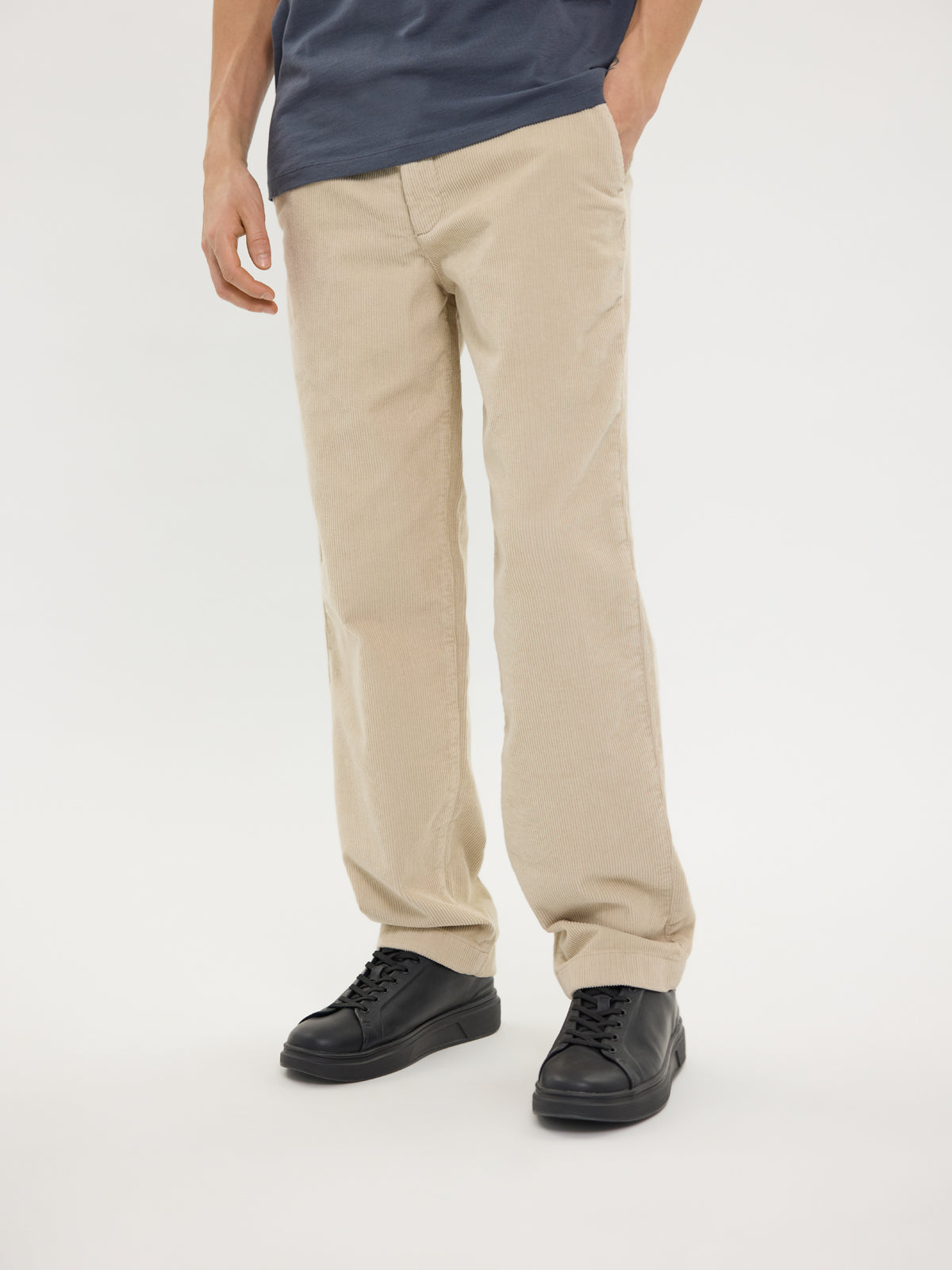 Lucaspl 393 Winter White Corduroy