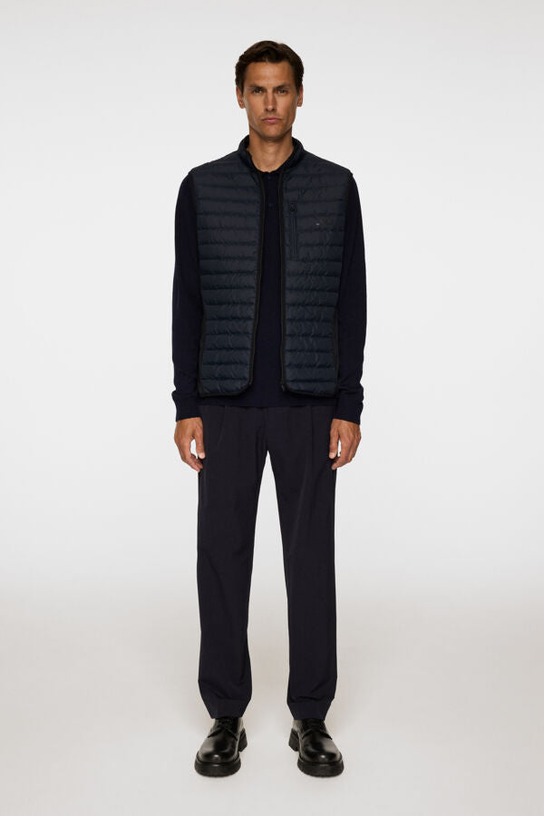 Pace Down Liner Vest Black