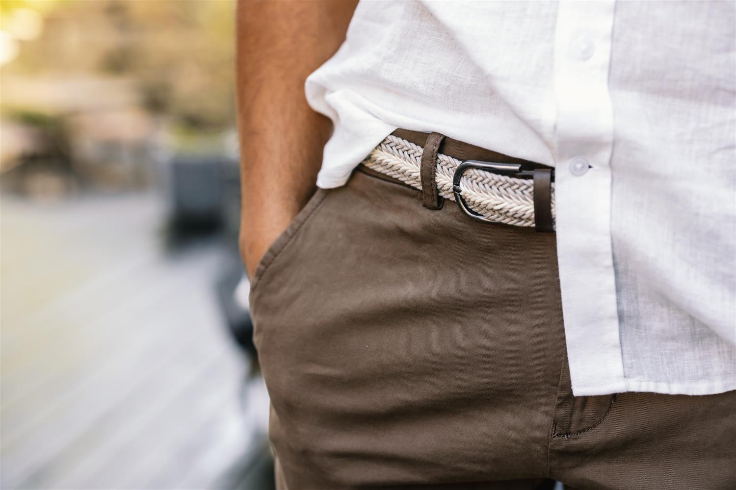 Superflex chino shorts w. belt Brown