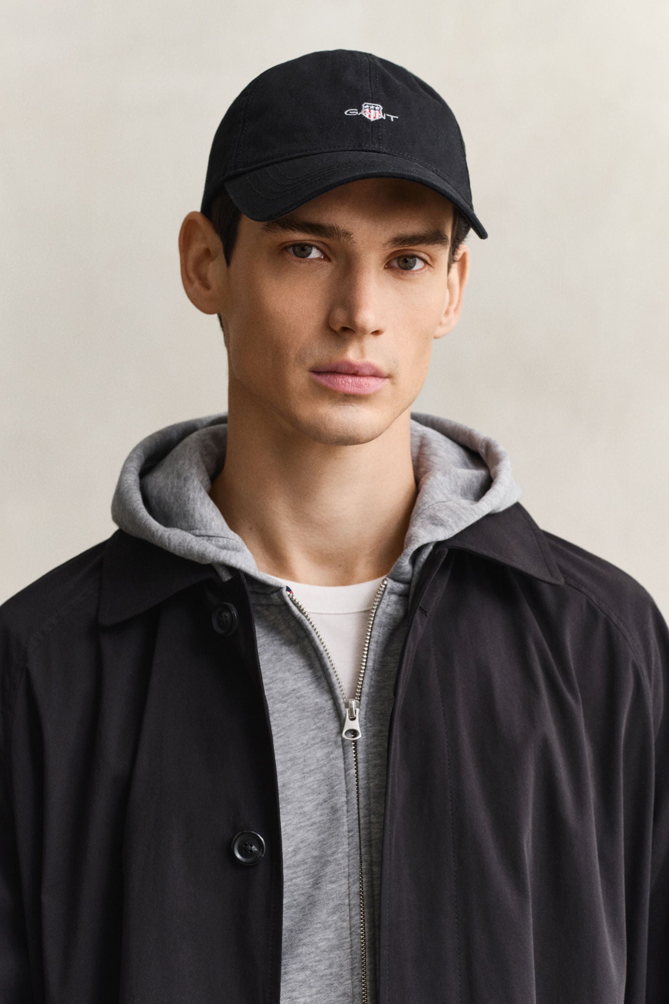 Shield Cap Black
