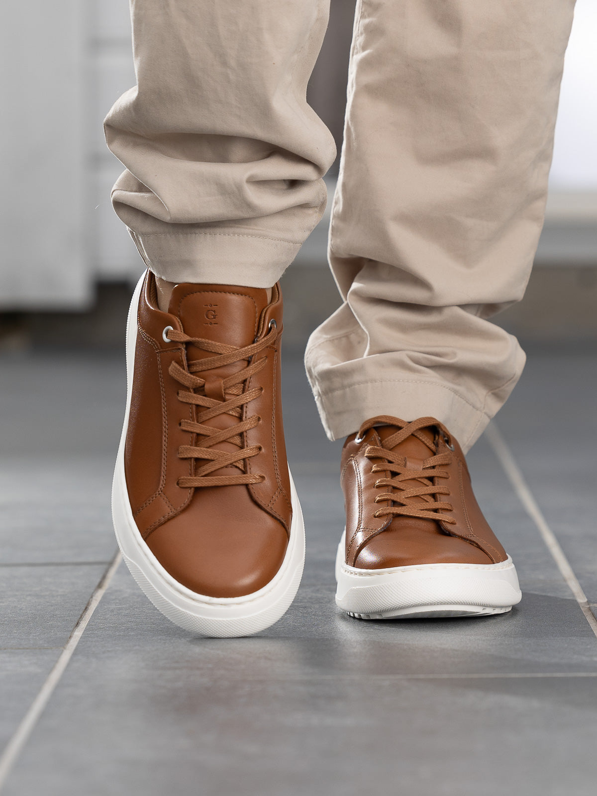 Avenue Light  leather Cognac