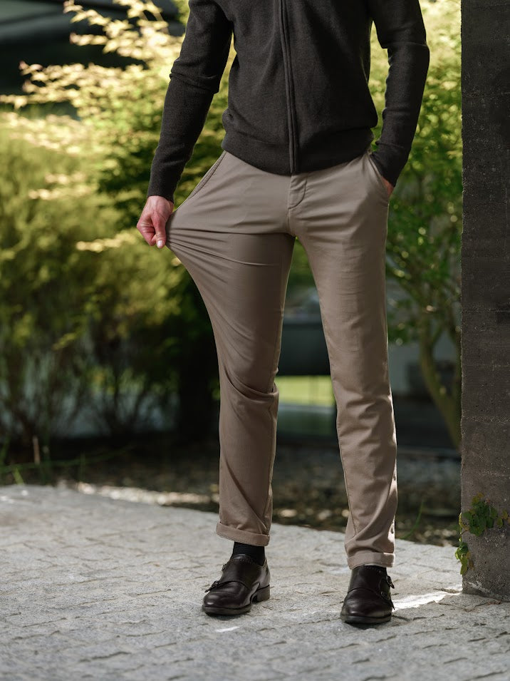 Tom Chino Dark Beige