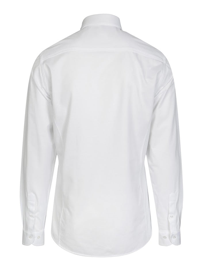 Leo tailor White