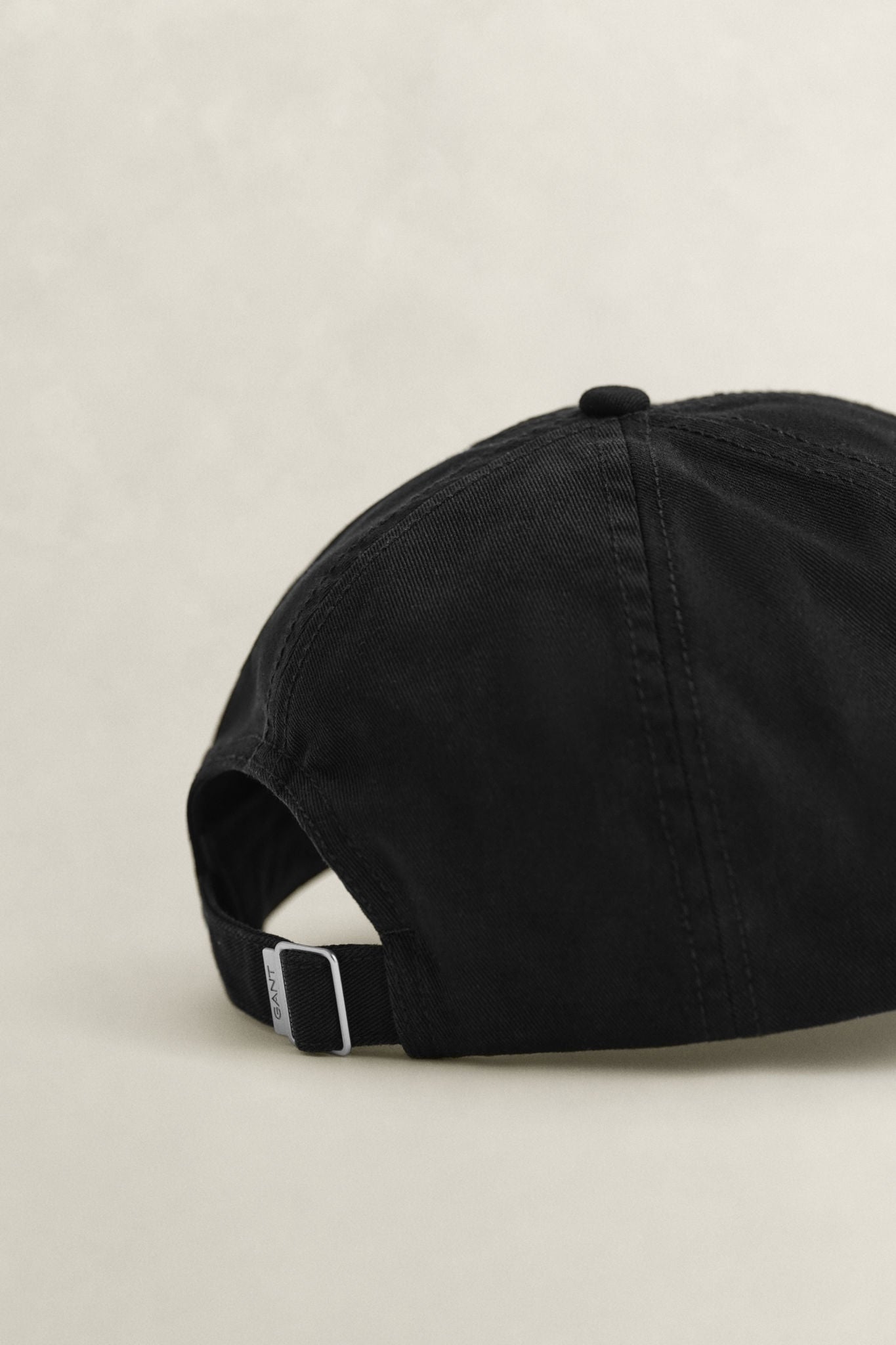 Shield Cap Black
