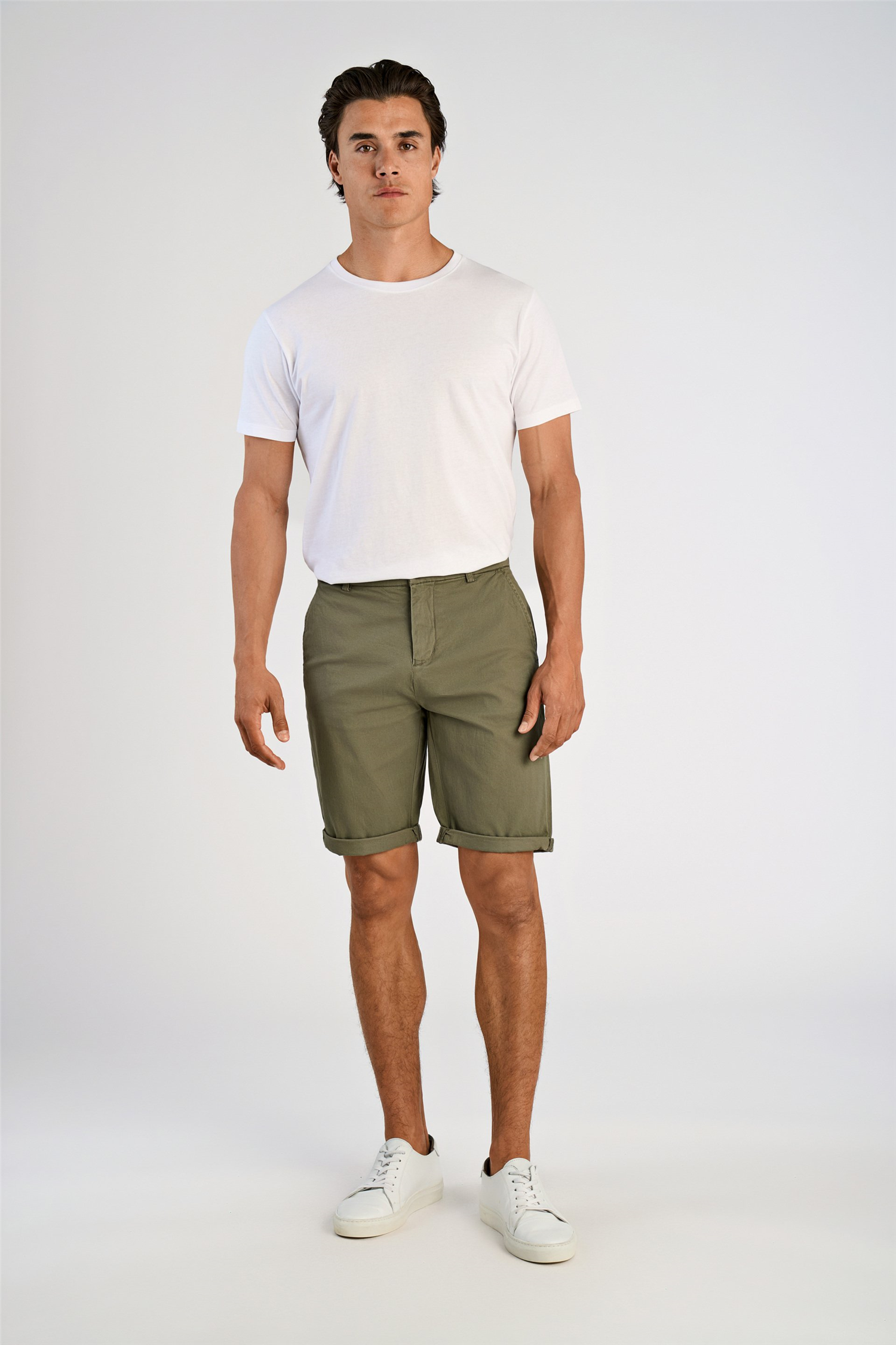 Lindbergh Shorts Dk Army