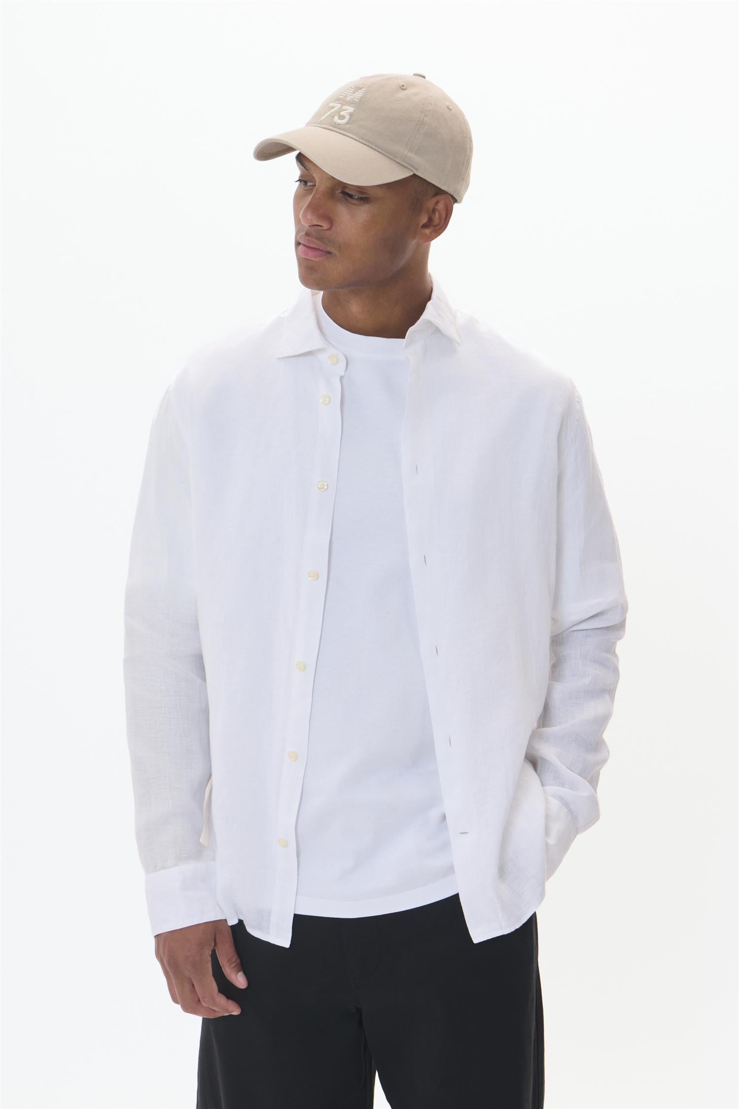 MAmarc short White