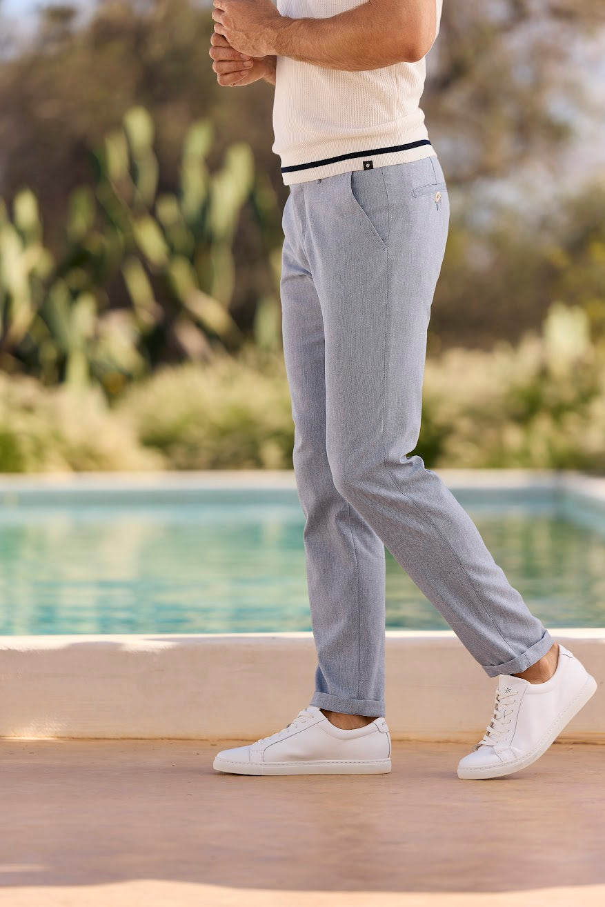 Tom Straight Light Blue