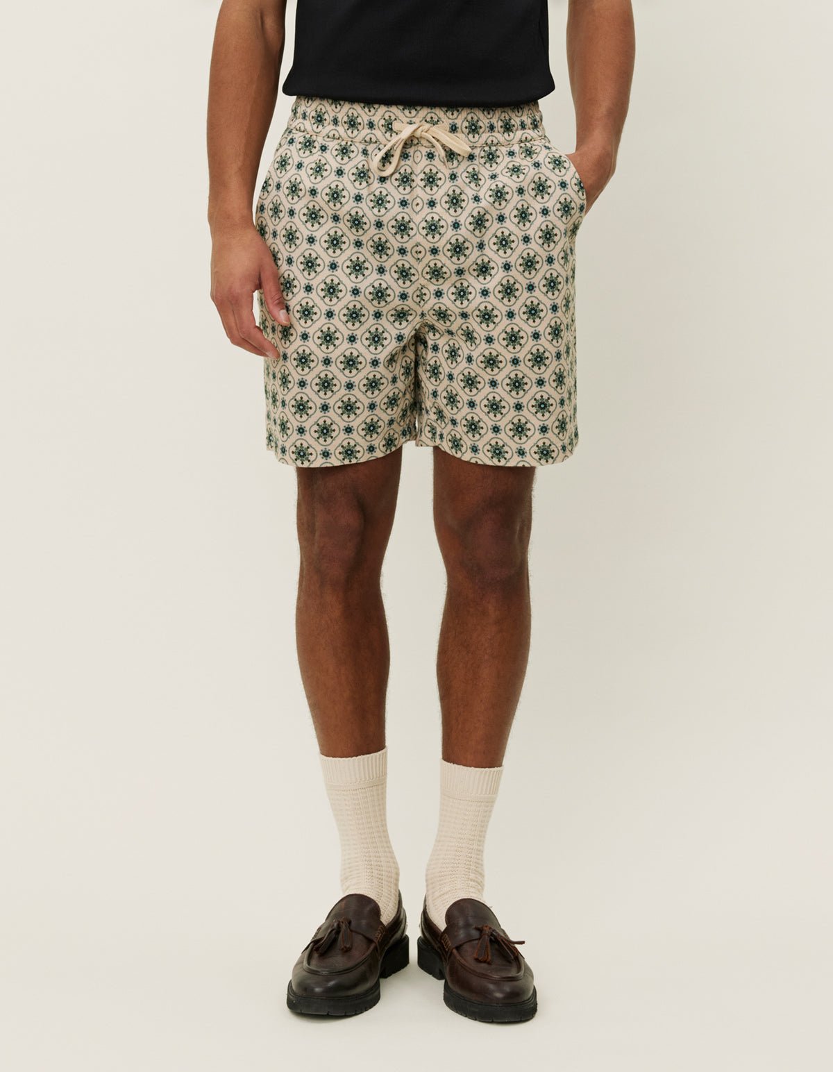 Otto AOP Tapestry Shorts Ivory