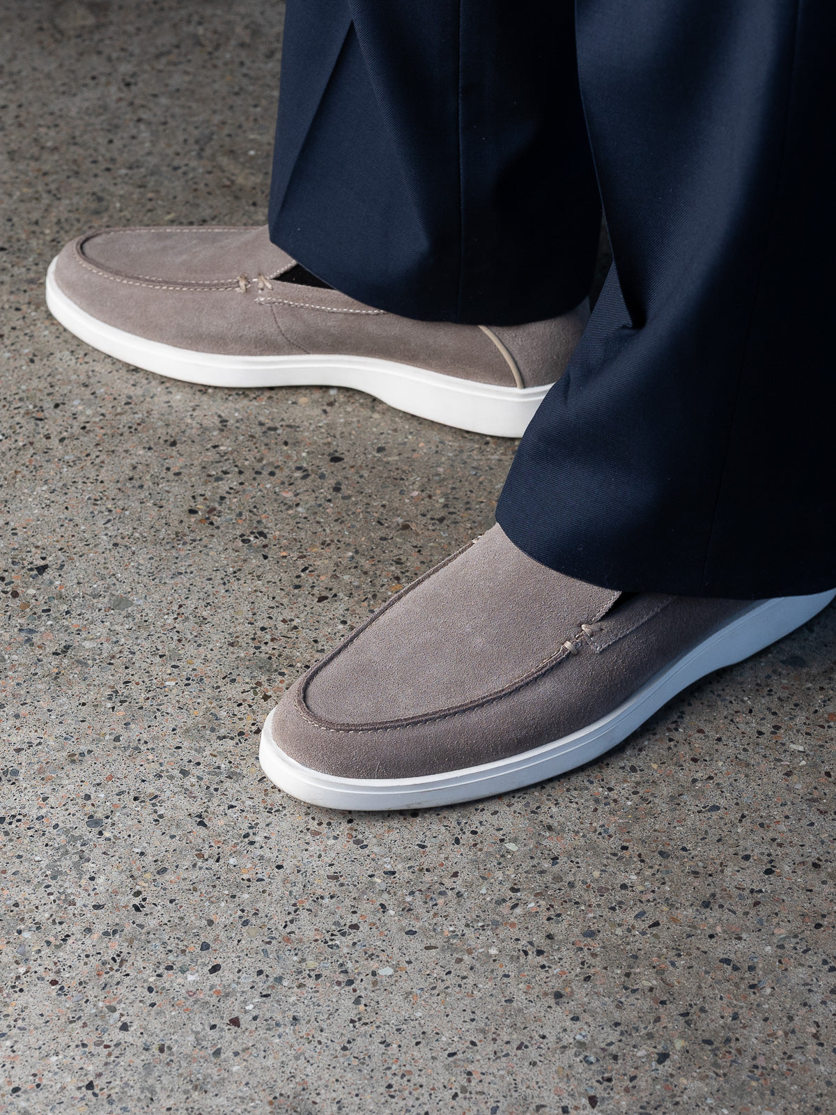 Sport loafer suede taupe