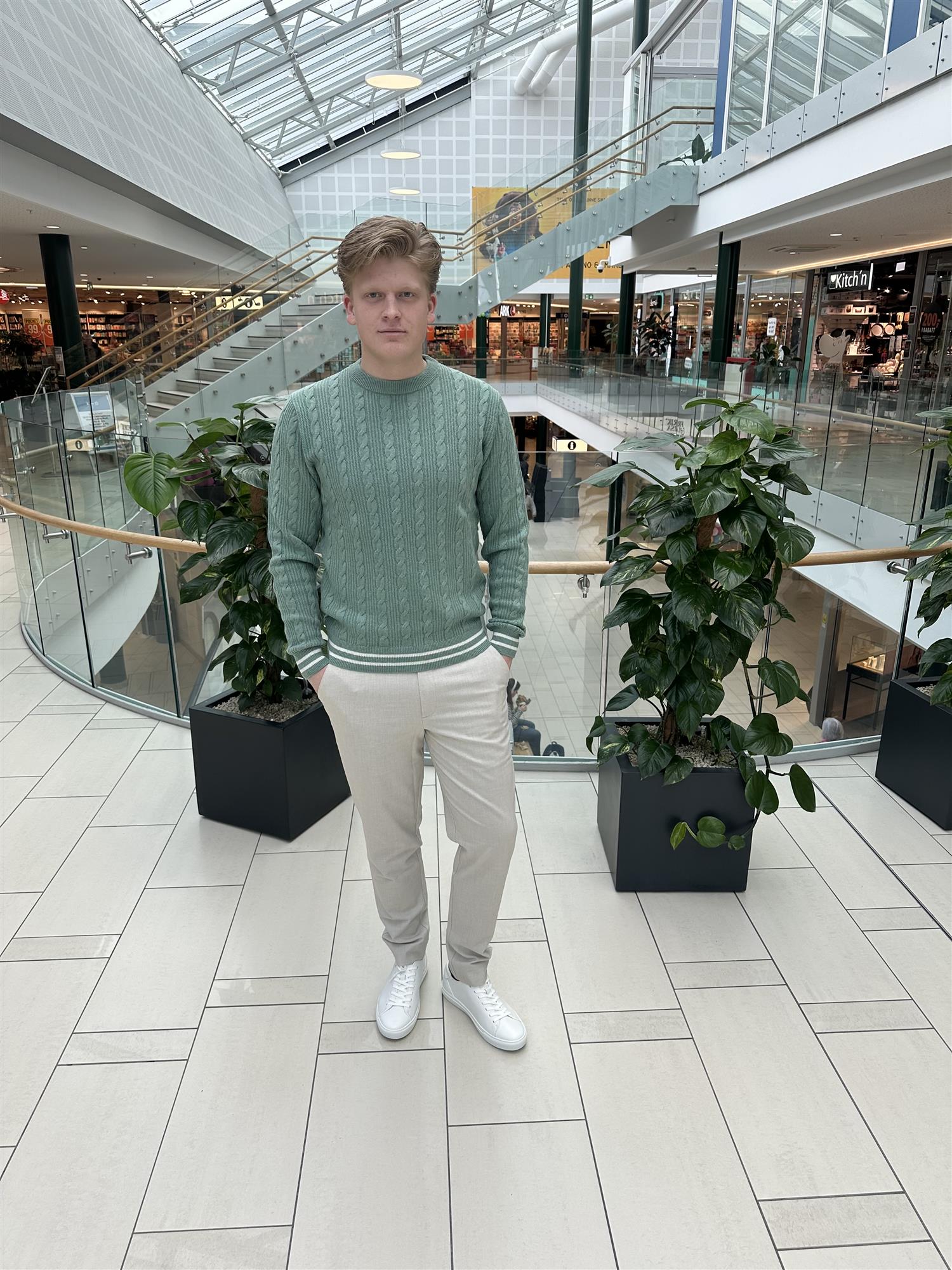 Gregers stresa White