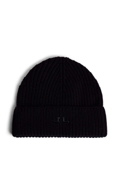 Joan Merino Beanie Black