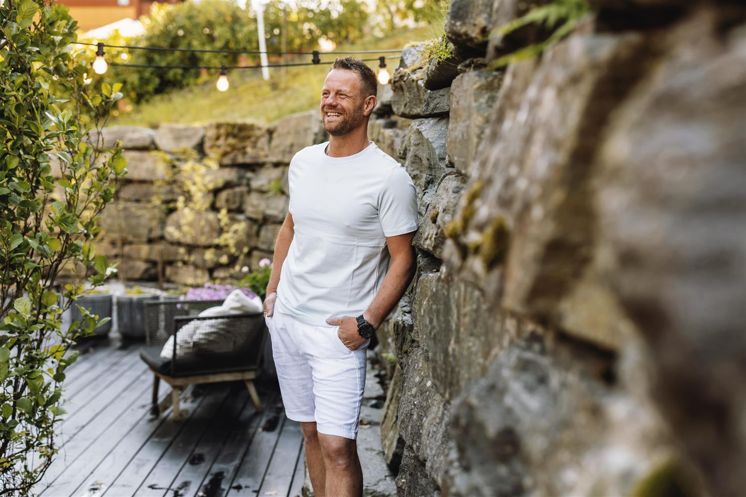 Superflex chino shorts w. belt White