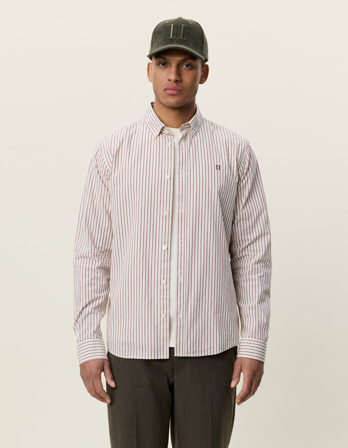Light Oxford Striped Shirt Chocolate Truffle Red