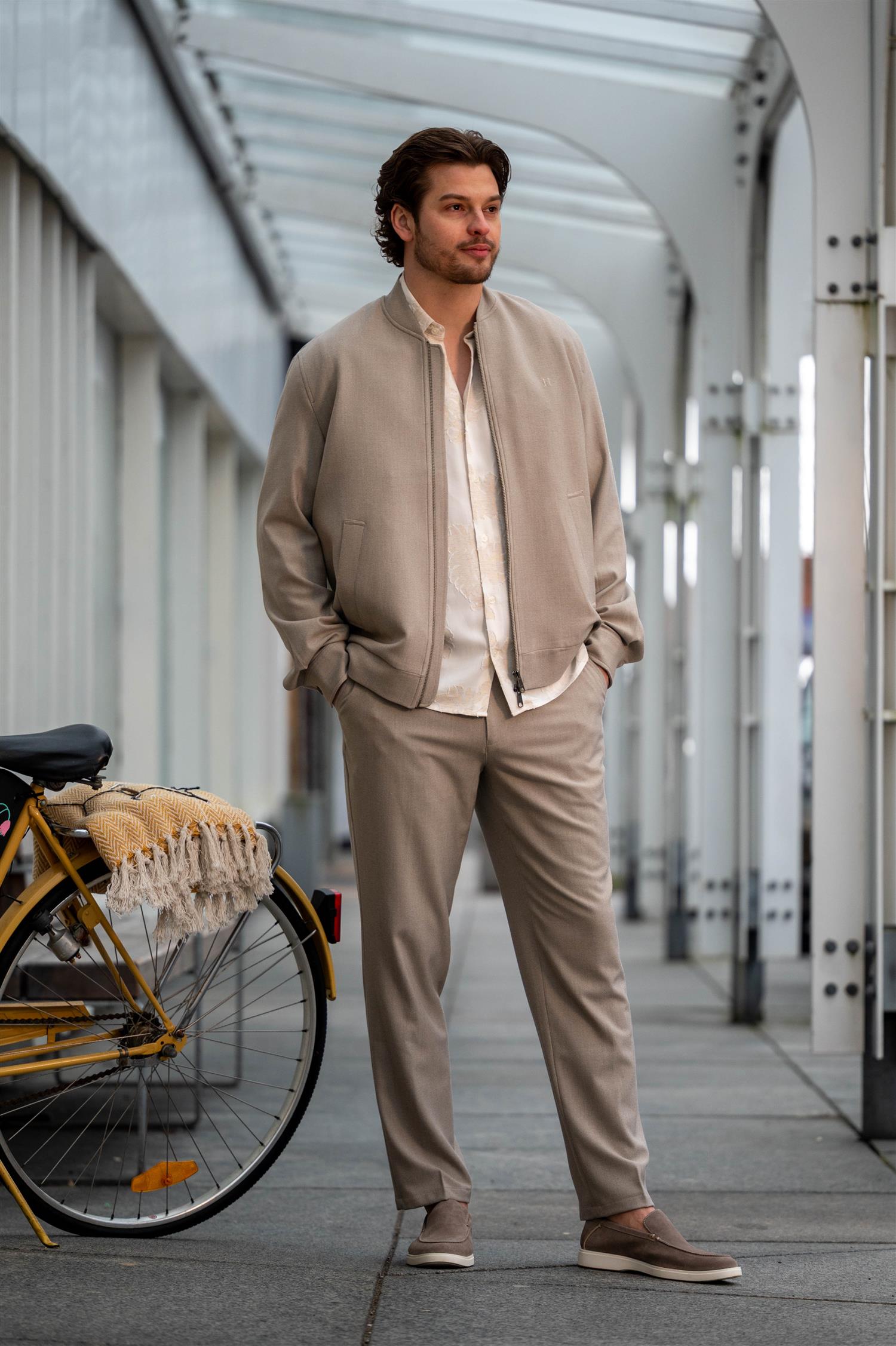 Como Reg Bomber Jacket - Seasonal Laurel Oak Sand